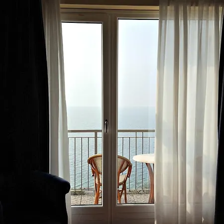 Internazionale 4* Torri Del Benaco