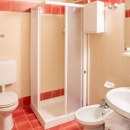 Internazionale 4* Torri Del Benaco