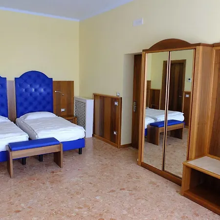 Internazionale 4* Torri Del Benaco